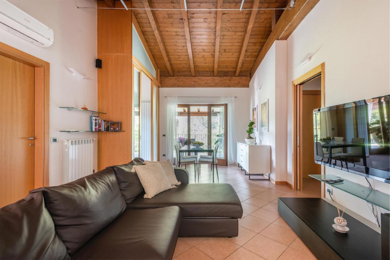 شقة Casa Francesca Relax ليمونِ سول غاردا المظهر الخارجي الصورة